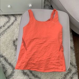 Lululemon tank